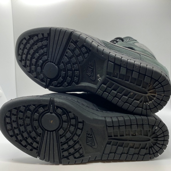Nike Sky Dunk Black and Grey Wedge Boots 7.5 - Picture 7 of 7